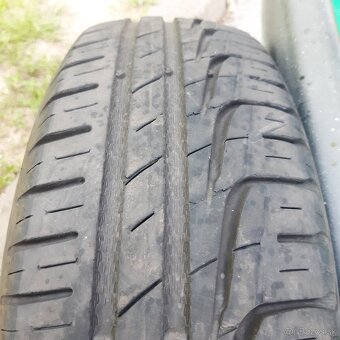 Predam letne pneu 175 /70r14 - 5