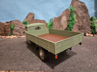 Prodám model 1:18 Tempo Hanseat 1950 -1952 - 5