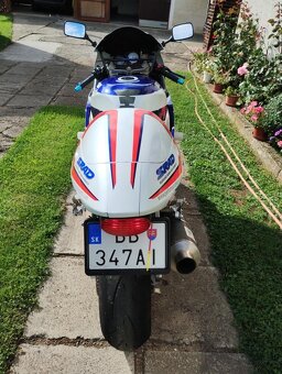 Suzuki GSXR 750, r. 1996 - 5