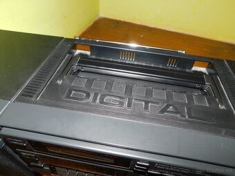 Hitachi - 5