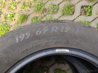 Predám zimne pneumatiky 195/65/r15 - 5