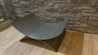 Designový stojan na drevo nerezový - 5