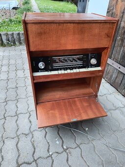 Staré rádio s gramofónom Resprom - 5