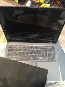 Notebook MSI Prestige 16 Al+Evo B2VMG - 5