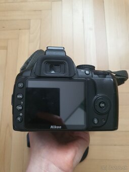 Nikon - 5
