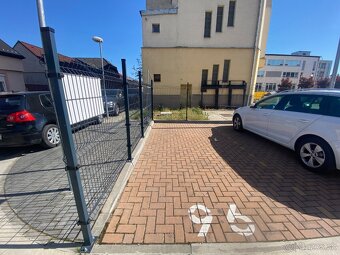 Bezbariérový nový komerčný priestor s parkingom - 5