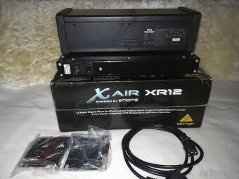 Behringer X AIR XR12 - 5
