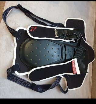 Predám tento set prilba + korytnačka - 5