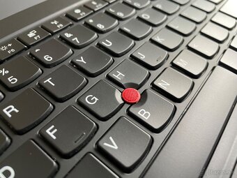 Lenovo TPad X1 Carbon 7th - luxusný LCD 3840x2160, 16GB RAM - 5