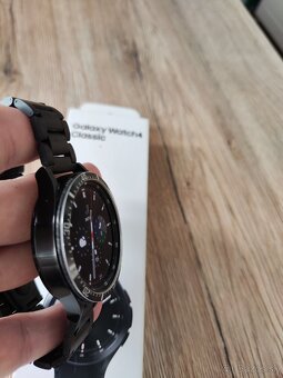 Predám tieto hodinky samsung - 5