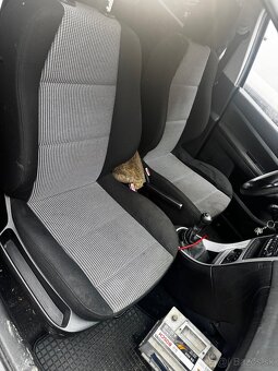 Rozpredam Peugeot 307 - 5