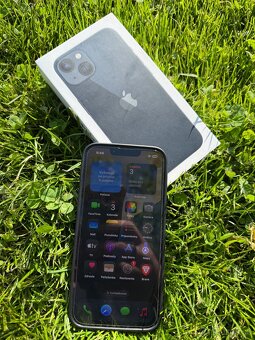 iPhone 13 - 5