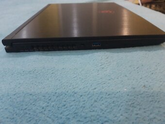 Predám notebook MSI thin gf 63 12ve-254. - 5