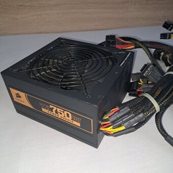 corsair TX750W - 5