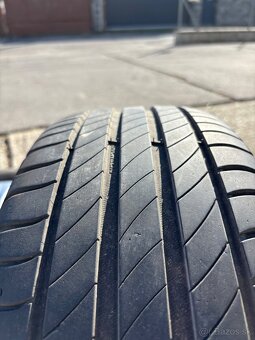 Predám sadu diskov R 16 s pneu na Superb - 5