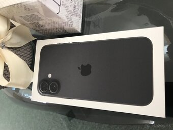 NOVÝ IPHONE 16 plus 128 GB zapecateny+parfem darček - 5
