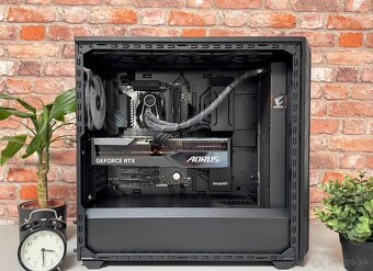Ryzen 9 9950X3D\96GB\RTX 4070Ti\SSD\1000W Zdroj - 5