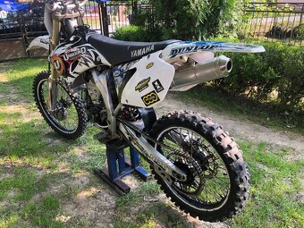 Yamaha YZF 450 - 5