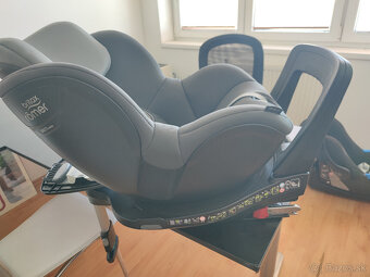Polohovateľná autosedačka ISOFIX - Britax Römer Dualfix - 5