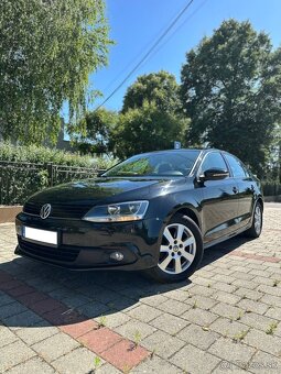 Volkswagen Jetta 1.6 TDi CR DSG - 5