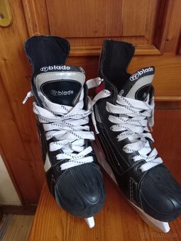 Predám pán.korčule veľ.43 - 5