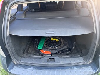 Volvo V50 - 5