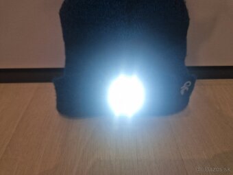 Zimna ciapka s led svetlom - 5