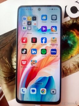 Oppo A79 5G 4GB / 128 GB Android 14 Bateria 5000 - 5