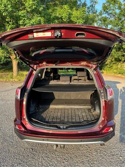 Toyota RAV4 Hybrid AWD 114kW Executive – 4x4 - 5