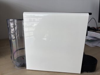 Kávovar Nespresso Krups essenza mini biely - 5