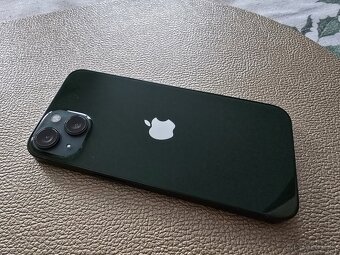 Predám Apple iPhone 13 128 GB Green a Apple Watch series 7 - 5