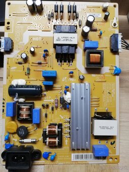 Náhradné diely pre TV Samsung – zdroj BN44-00698A + mainboar - 5
