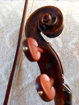 Predám ,staré husle s vybavou,4/4 - 5