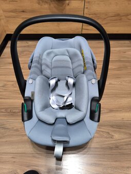 Maxi Cosi Pebble 360 rok 2021 - 5