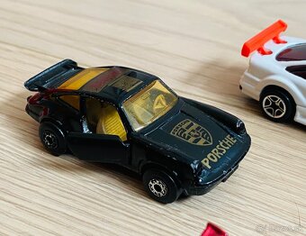 Staršie Matchbox autíčka - 5