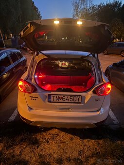 Predám Ford kuga 2011 - 5