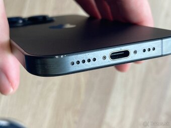 iPhone 15 Pro 1TB - 5