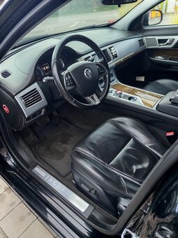 JAGUAR XF 2.2D - 5