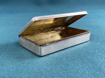 Strieborná gravírovaná krabička v Rokoko štýle 13lot - 5