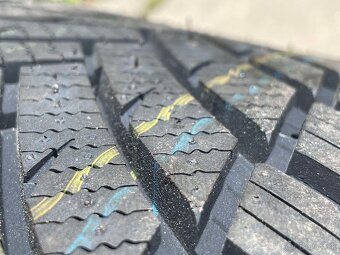 EXTREME GRAU orig.skoda225 40 R19 5x112 7,5j x19 ET 51 VW - 5