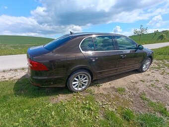 Škoda Superb 1,6 TDI sedan 7.2014 - 5