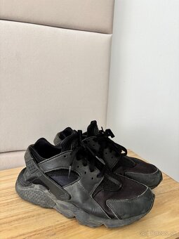 Predám Nike Huarache topánky na donosenie - 5