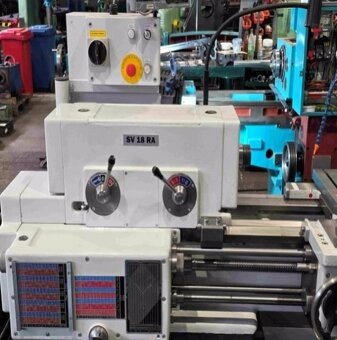 Soustruh SV 18 RA/1000 po generální opravě s rokem výroby 20 - 5