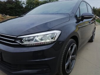 Volkswagen Touran 2.0TDI 110Kw DSG - 5