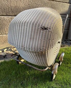 Predám starožitný detský prútený kočík pre bábiky / 50.roky - 5