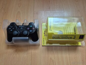 Predám ovládače na PS2 - 5