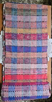 Rezervované - Predám staré tkané koberce - 5