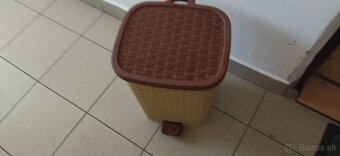 Predám demizon 15l;sejker bez vrchu (3 eur),banský a dózy (4 - 5