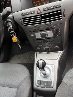 Opel Astra ST 1.6 MPI 77kW - 5