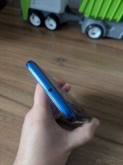 Motorola G8 v TOP stave - 5